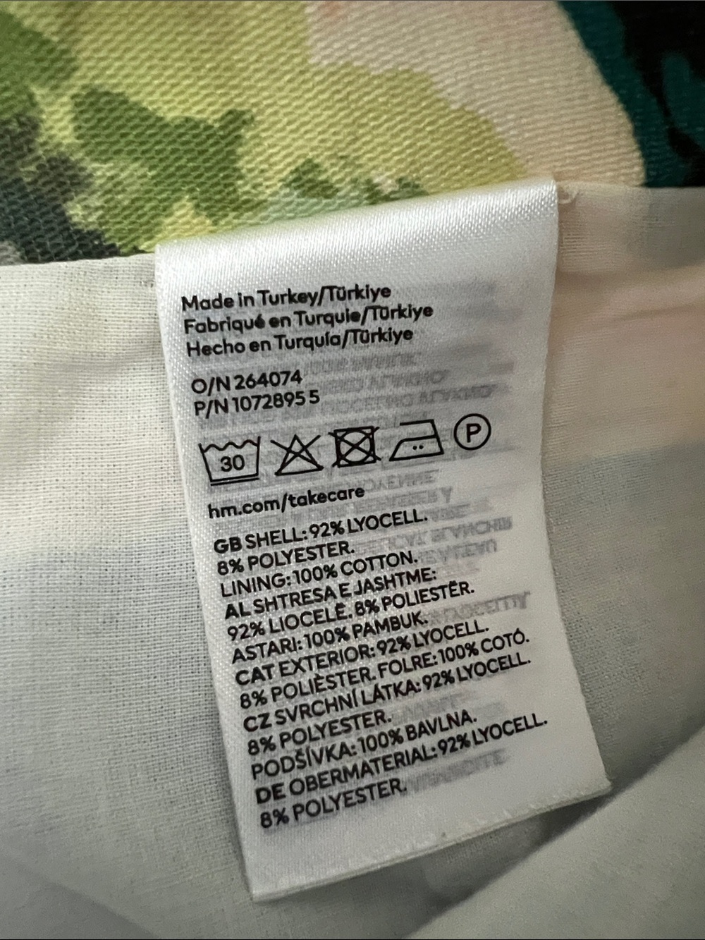 RARE H&M Mediterranean lemon print mini skirt - Picture 7 of 11